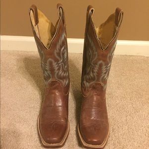 Women’s Nocona Boots